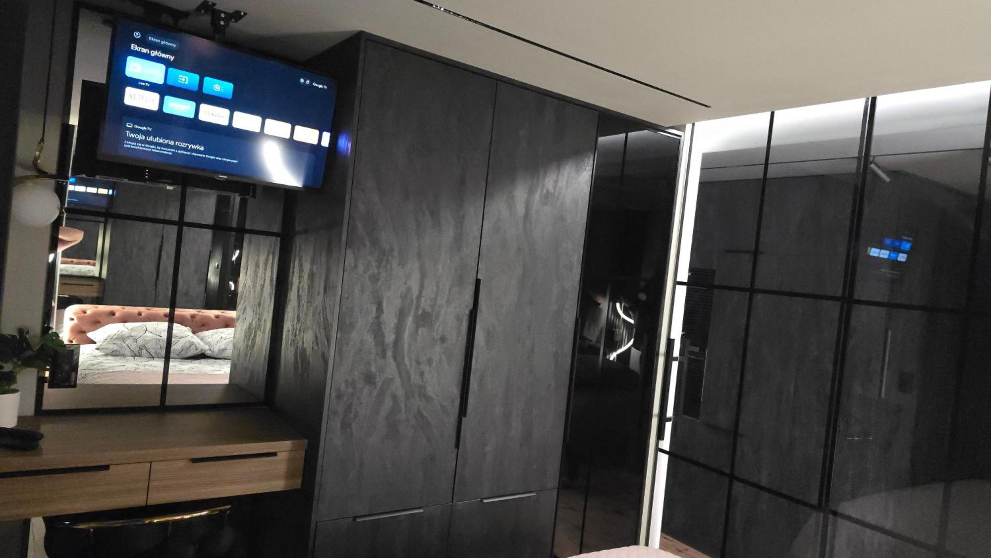 Apartament Dark Prestige New ! - Dostep 24H, Projektor , Garaz Podziemny , Klimatyzacja , Duzy Taras Kielce Buitenkant foto